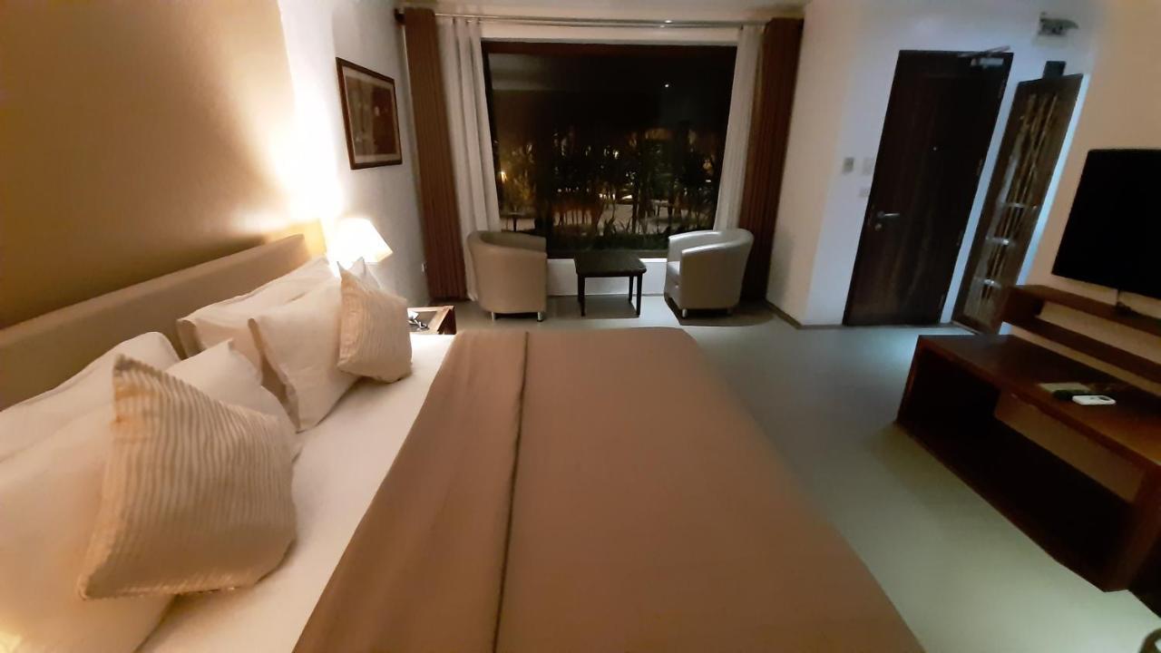 Urban Sands Hotel Iloilo Extérieur photo