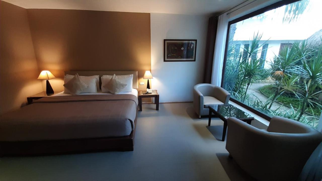 Urban Sands Hotel Iloilo Extérieur photo