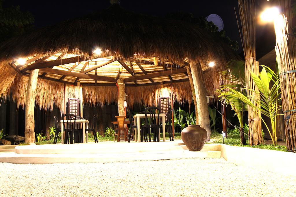Urban Sands Hotel Iloilo Extérieur photo