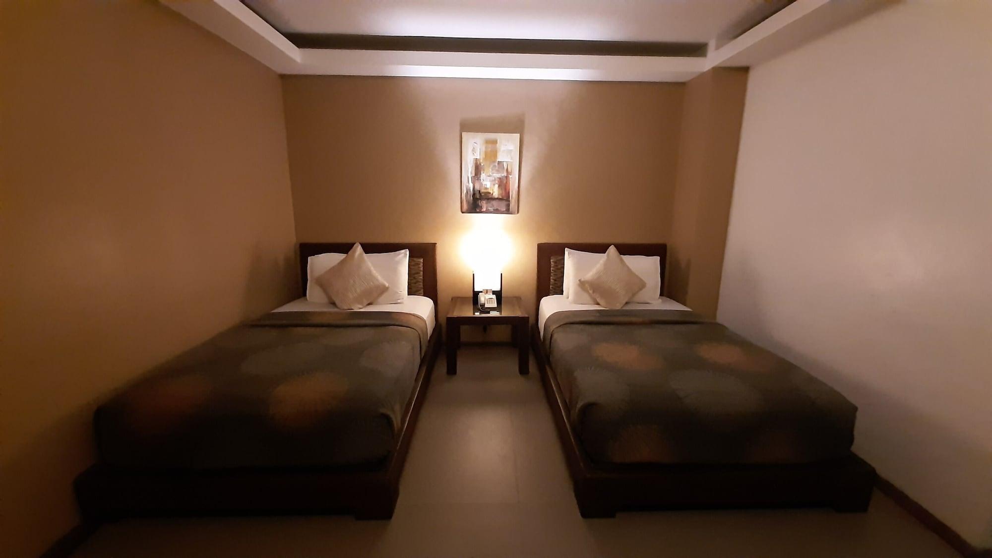 Urban Sands Hotel Iloilo Extérieur photo